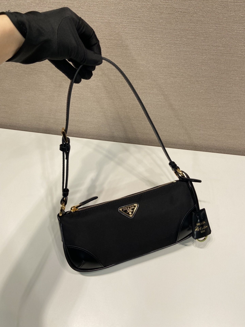 Pra*a hobo bags